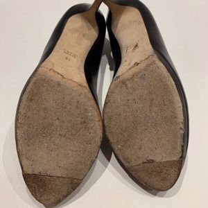 Gucci Black Leader Peep Toe